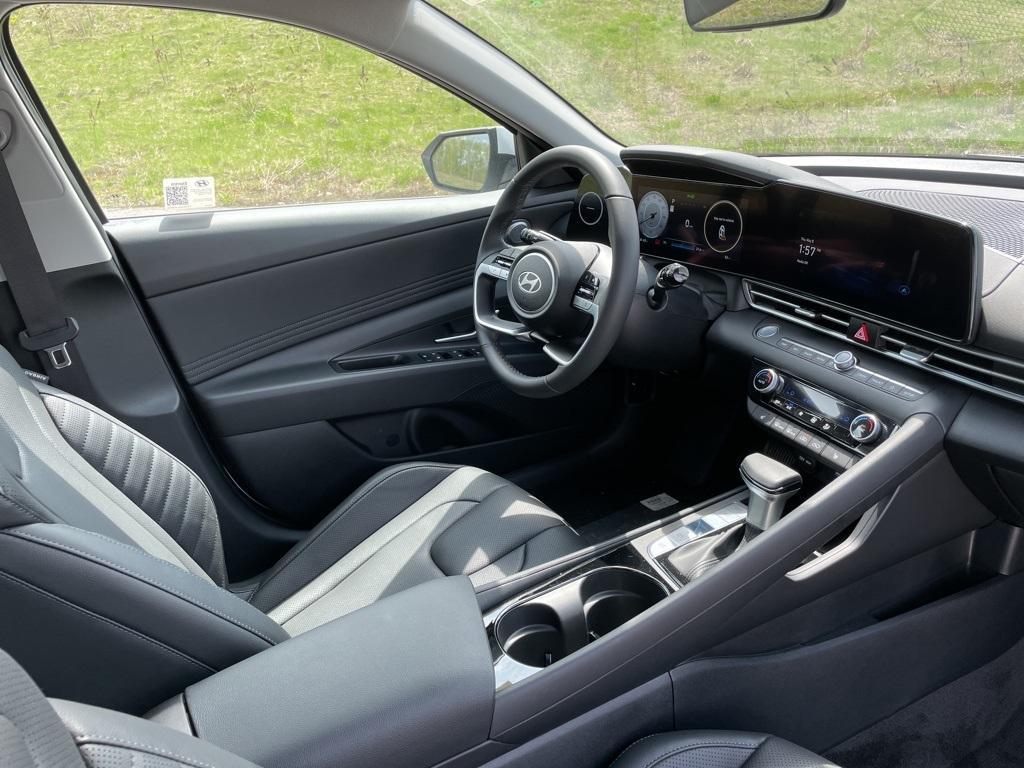 new 2025 Hyundai Elantra car, priced at $26,740