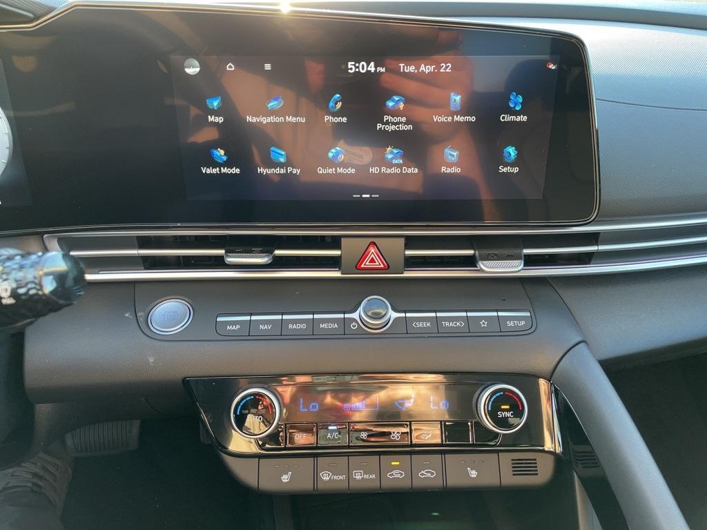 new 2025 Hyundai Elantra car, priced at $26,647