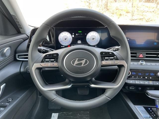 new 2025 Hyundai Elantra car, priced at $25,372