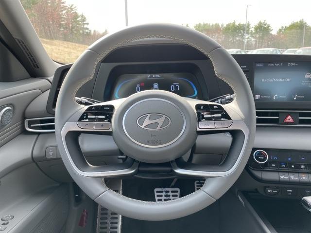 new 2025 Hyundai Elantra car, priced at $23,037