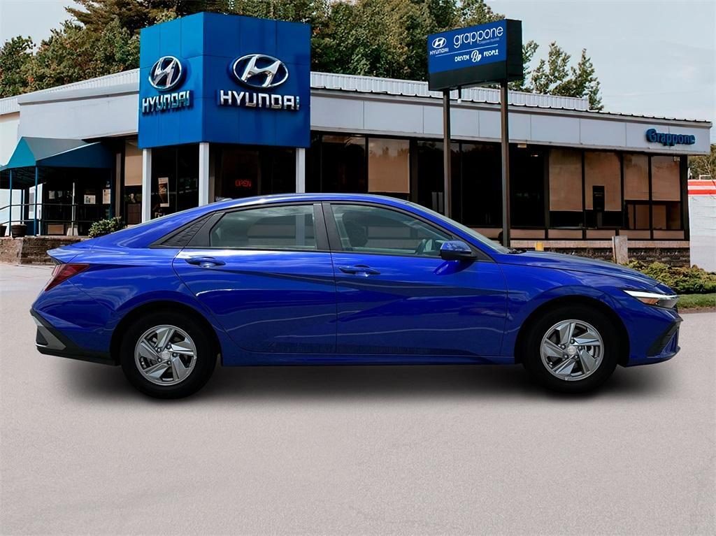 new 2025 Hyundai Elantra car, priced at $23,387