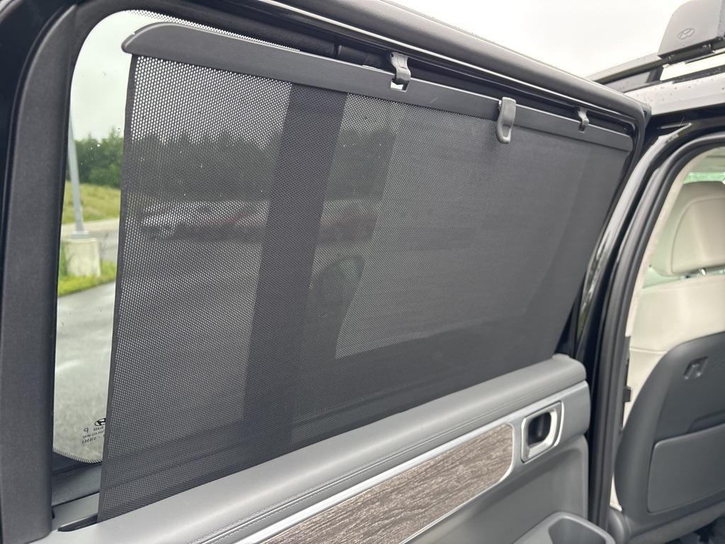 new 2025 Hyundai SANTA FE HEV car, priced at $47,619