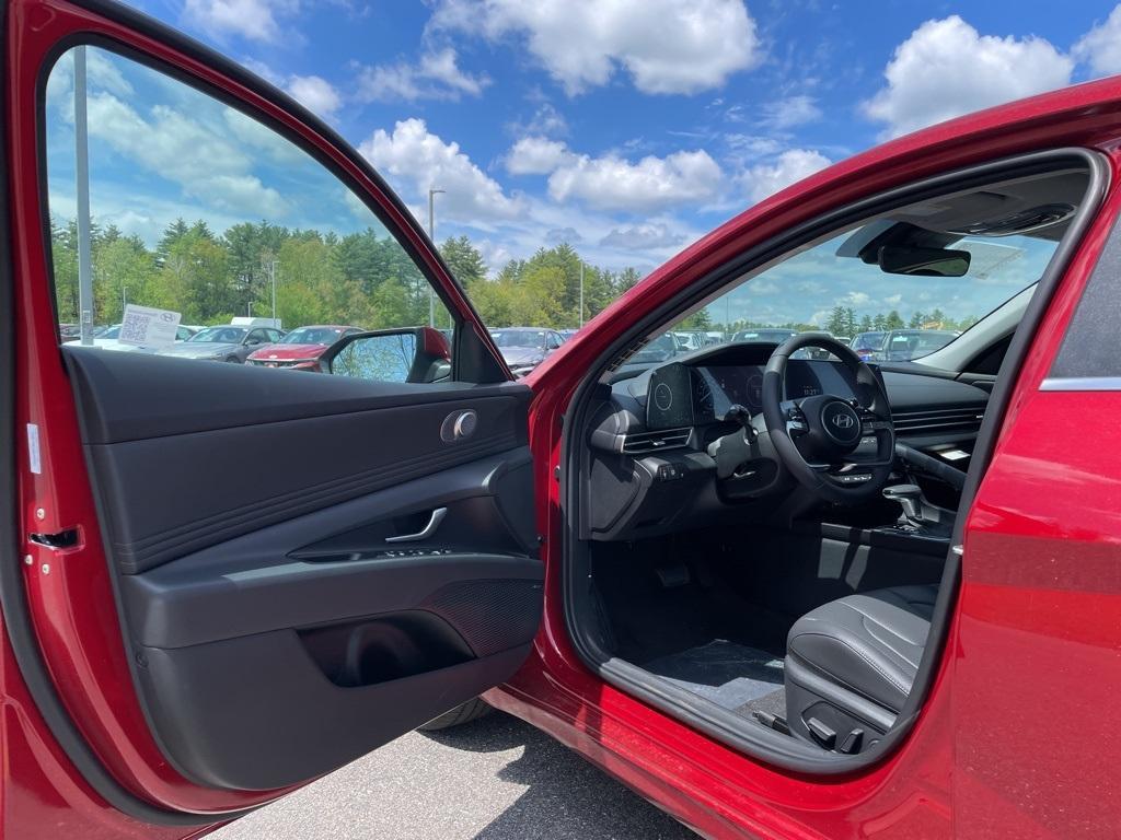 new 2025 Hyundai ELANTRA HEV car, priced at $30,258
