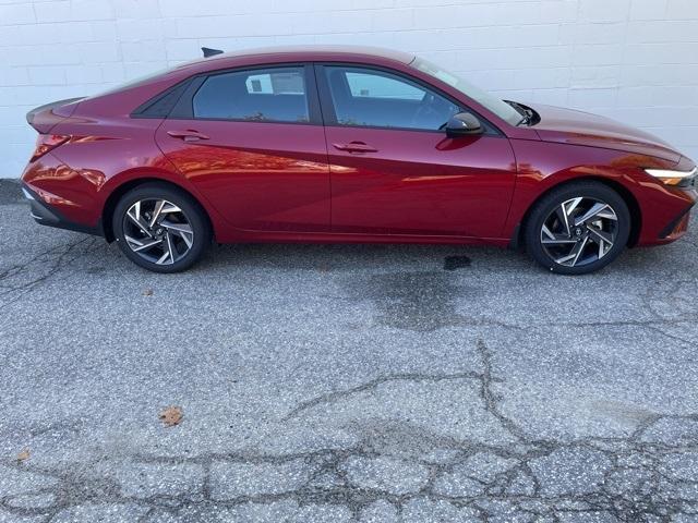 new 2025 Hyundai Elantra car, priced at $24,160