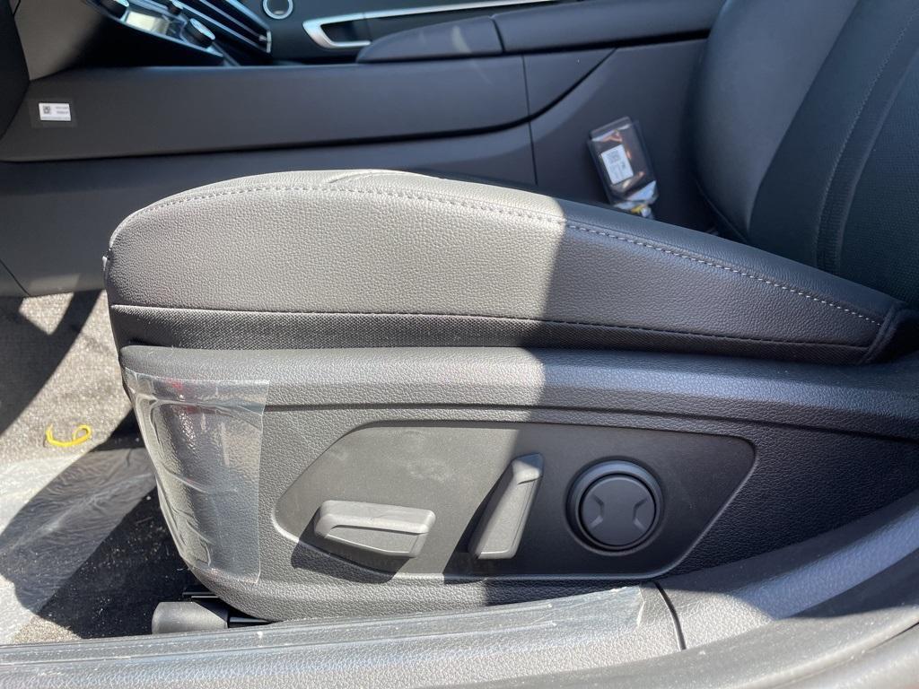 new 2025 Hyundai Sonata Hybrid car, priced at $38,061