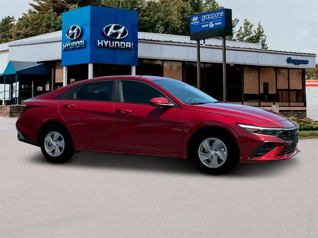 new 2025 Hyundai Elantra car, priced at $23,678