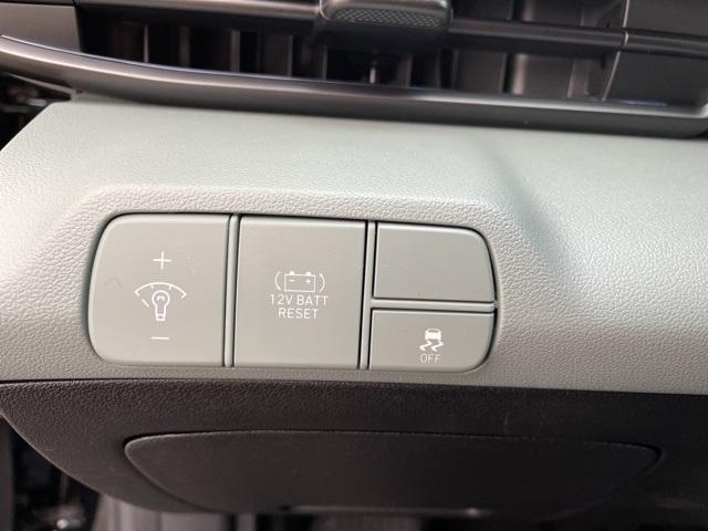 new 2025 Hyundai ELANTRA HEV car, priced at $29,337