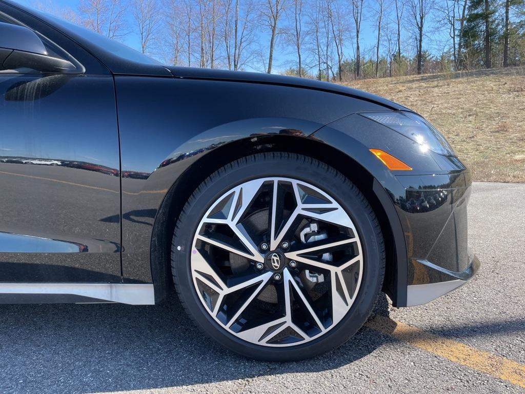 new 2025 Hyundai IONIQ 6 car, priced at $50,778