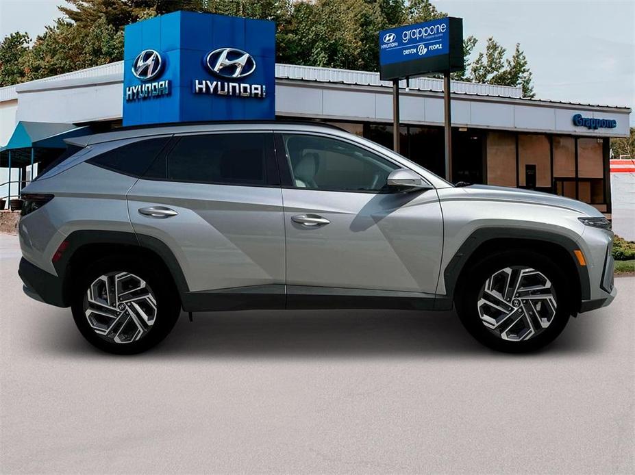 new 2025 Hyundai Tucson Hybrid car, priced at $42,610