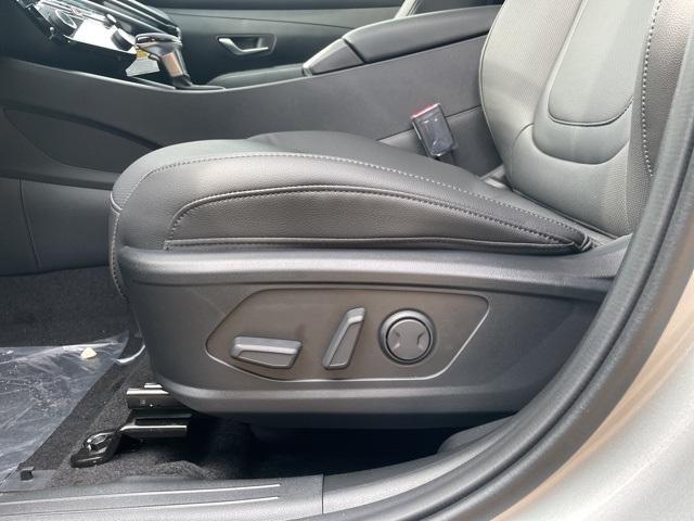 new 2025 Hyundai Tucson car, priced at $33,775