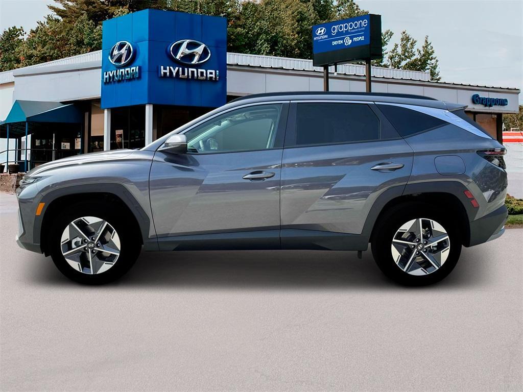 new 2025 Hyundai TUCSON Hybrid car, priced at $36,040