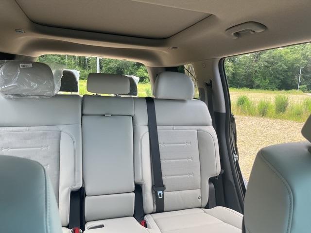 new 2025 Hyundai SANTA FE HEV car, priced at $44,516