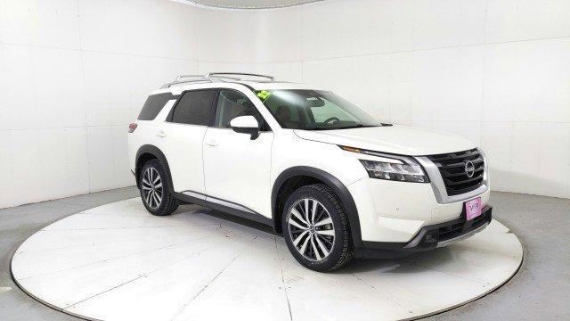 used 2022 Nissan Pathfinder car, priced at $34,791