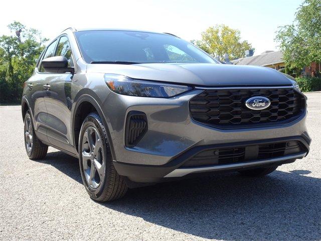 used 2025 Ford Escape car, priced at $29,988