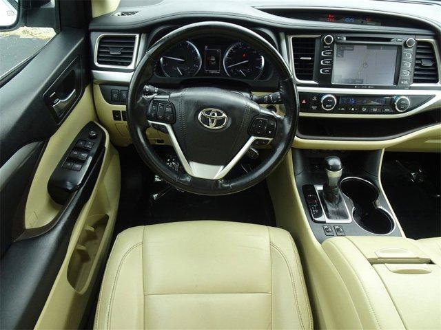 used 2018 Toyota Highlander car, priced at $20,988