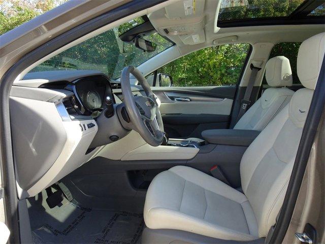 used 2023 Cadillac XT5 car, priced at $37,995