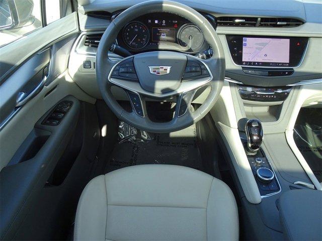 used 2023 Cadillac XT5 car, priced at $37,995