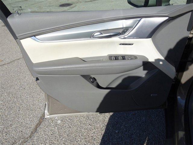 used 2023 Cadillac XT5 car, priced at $37,995