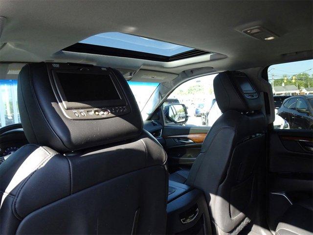used 2019 Cadillac Escalade car, priced at $37,995