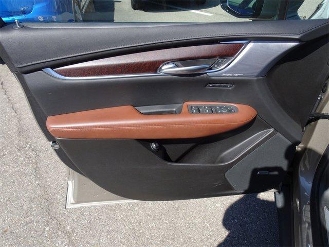 used 2022 Cadillac XT5 car, priced at $27,488