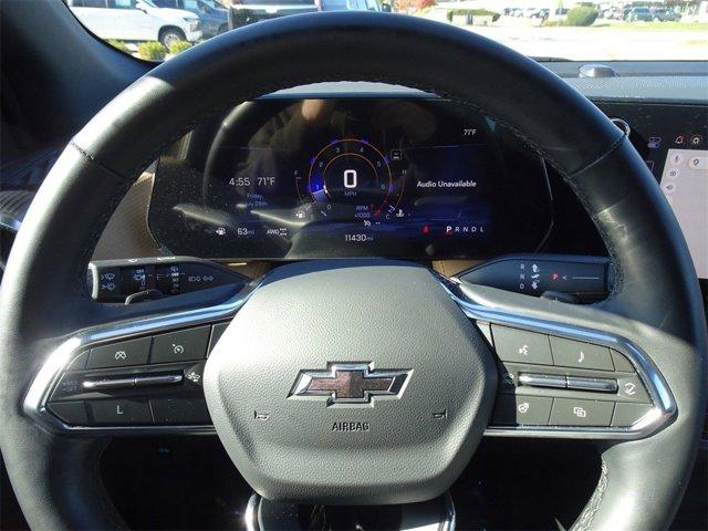 used 2025 Chevrolet Equinox car, priced at $31,995