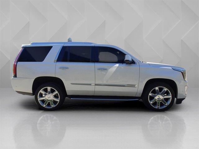 used 2020 Cadillac Escalade car, priced at $29,995