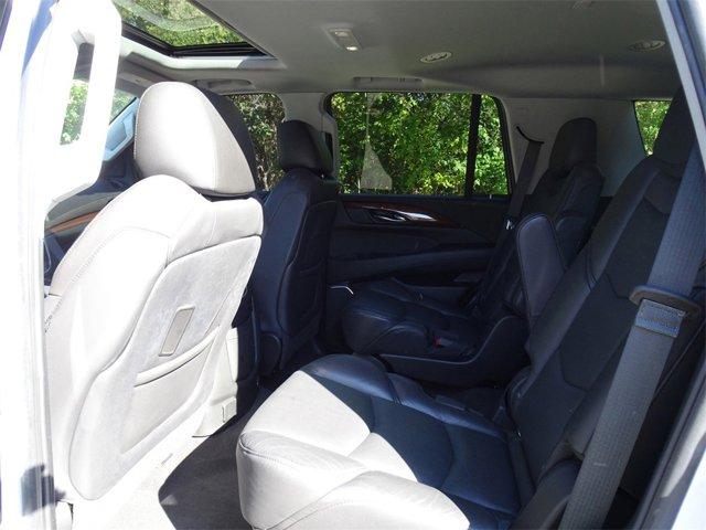 used 2020 Cadillac Escalade car, priced at $29,995