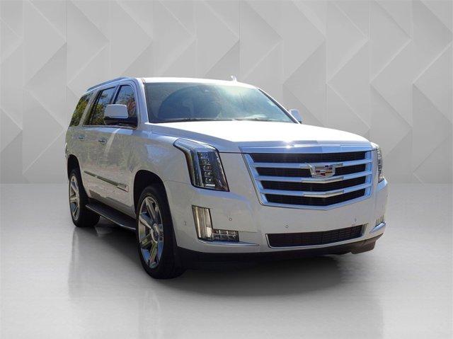 used 2020 Cadillac Escalade car, priced at $29,995