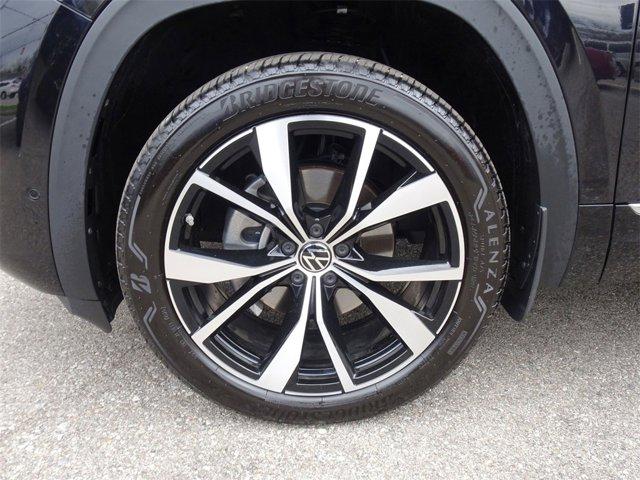 used 2024 Volkswagen Atlas car, priced at $45,988