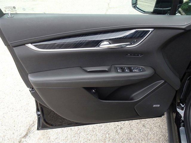 used 2021 Cadillac XT6 car, priced at $35,988