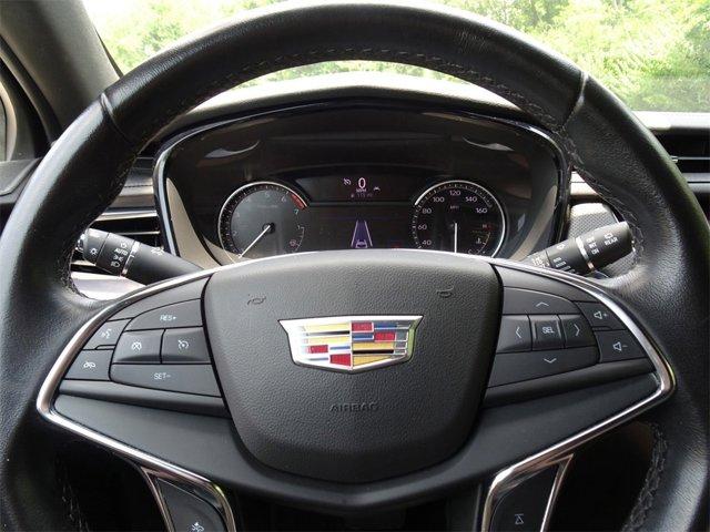used 2022 Cadillac XT5 car, priced at $27,988
