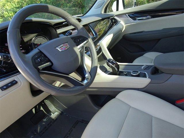 used 2023 Cadillac XT6 car, priced at $38,995
