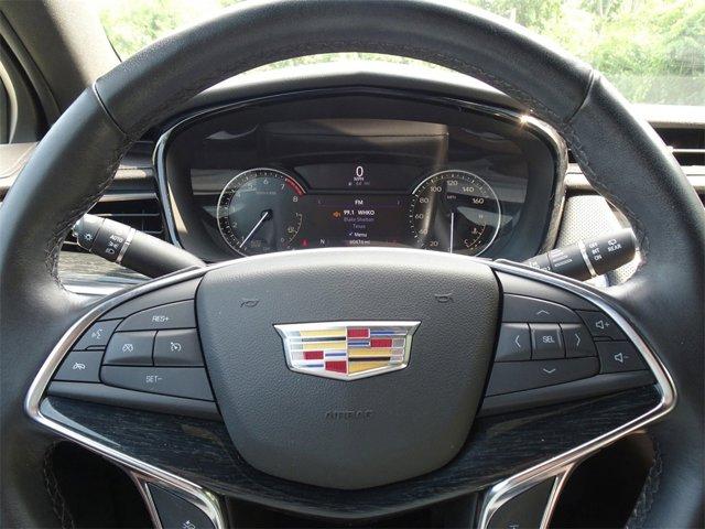 used 2020 Cadillac XT5 car, priced at $23,988