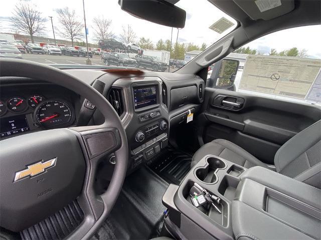 new 2024 Chevrolet Silverado 2500 car, priced at $68,636