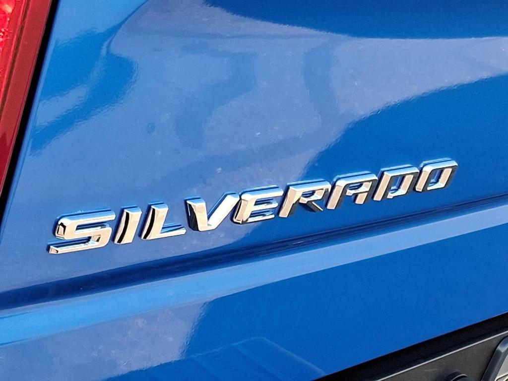 new 2025 Chevrolet Silverado 1500 car, priced at $51,676