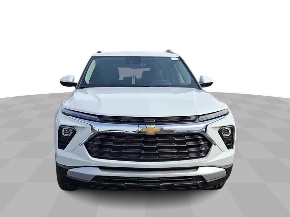 new 2025 Chevrolet TrailBlazer car, priced at $28,615