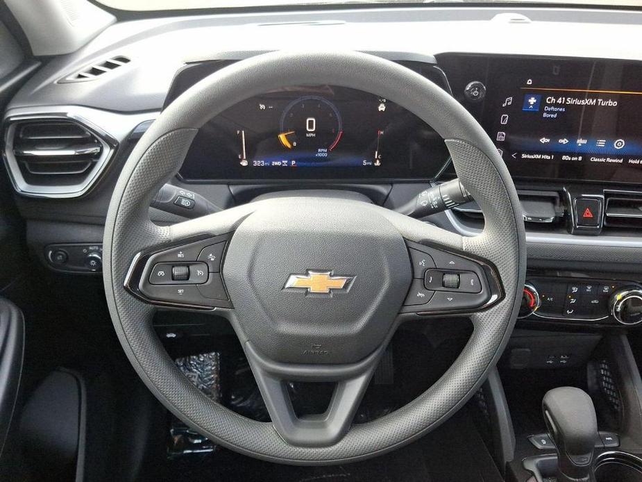 new 2025 Chevrolet TrailBlazer car, priced at $28,615