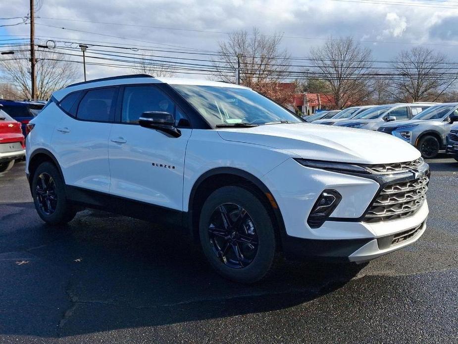 new 2025 Chevrolet Blazer car, priced at $43,995