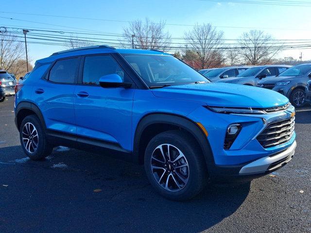 new 2025 Chevrolet TrailBlazer car, priced at $29,060