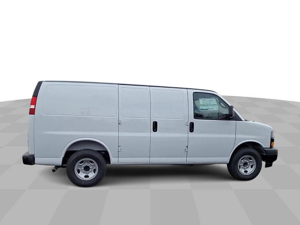 new 2025 Chevrolet Express 2500 car, priced at $49,030