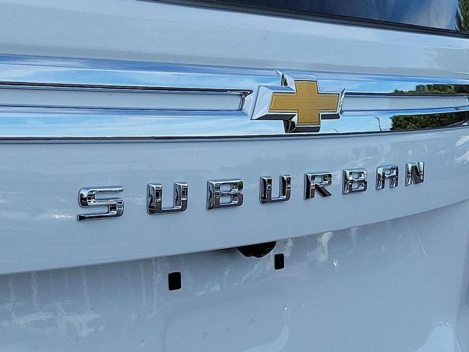 new 2024 Chevrolet Suburban car, priced at $64,546