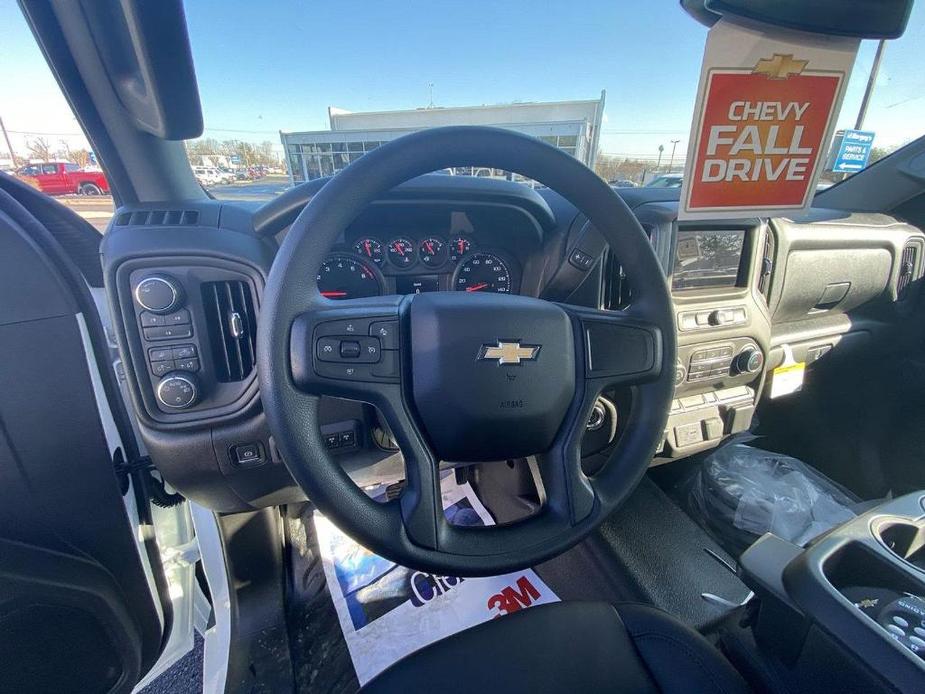 new 2024 Chevrolet Silverado 3500 car, priced at $62,610