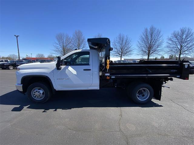 new 2024 Chevrolet Silverado 3500 car, priced at $65,563