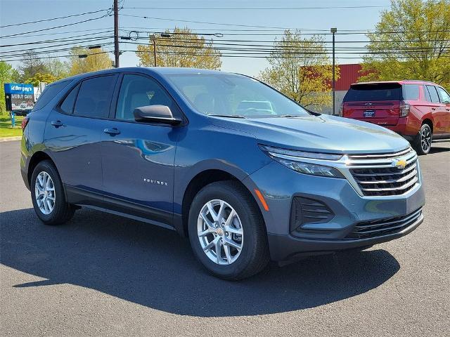 new 2024 Chevrolet Equinox car, priced at $28,236