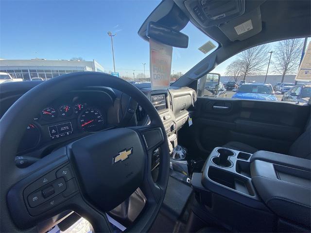 new 2024 Chevrolet Silverado 2500 car, priced at $64,102