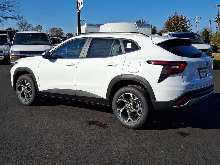 new 2025 Chevrolet Trax car, priced at $24,190