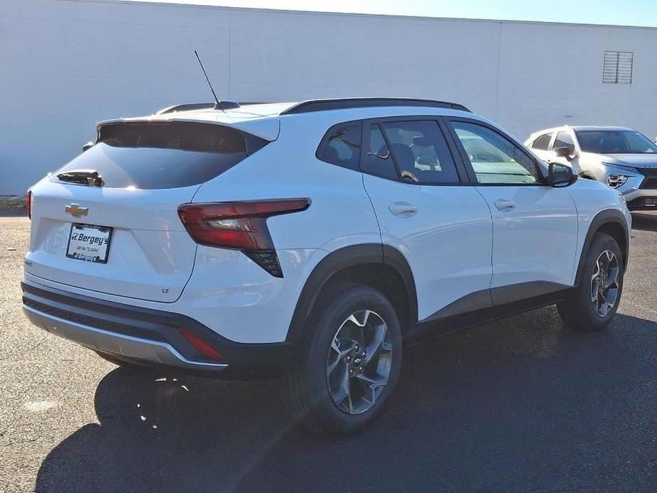 new 2025 Chevrolet Trax car, priced at $24,190