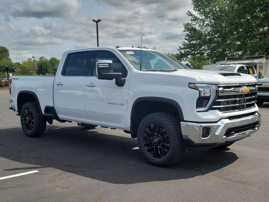 new 2025 Chevrolet Silverado 2500 car, priced at $81,045