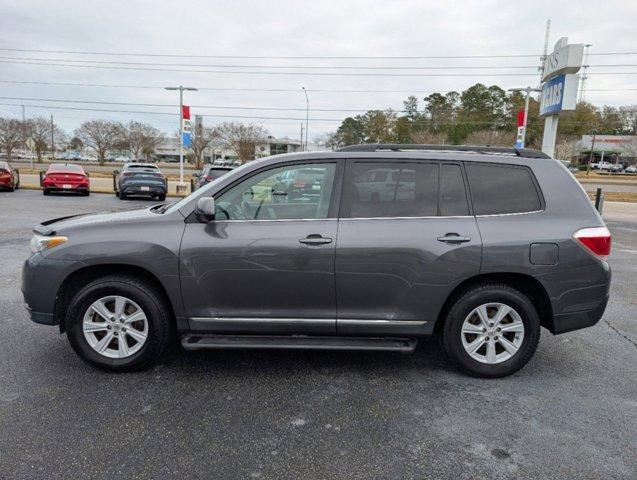 used 2013 Toyota Highlander car, priced at $14,995