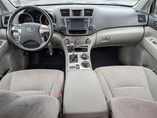 used 2013 Toyota Highlander car, priced at $14,995